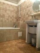 Gîte, Mas de la Jasse du Barry, salle de bain rez-de-chaussée